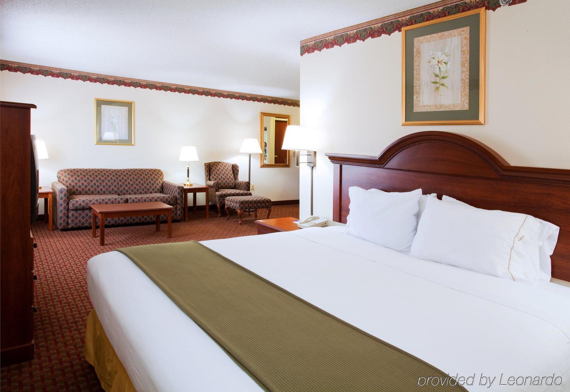 Holiday Inn Express Hillsville By Ihg Exteriör bild