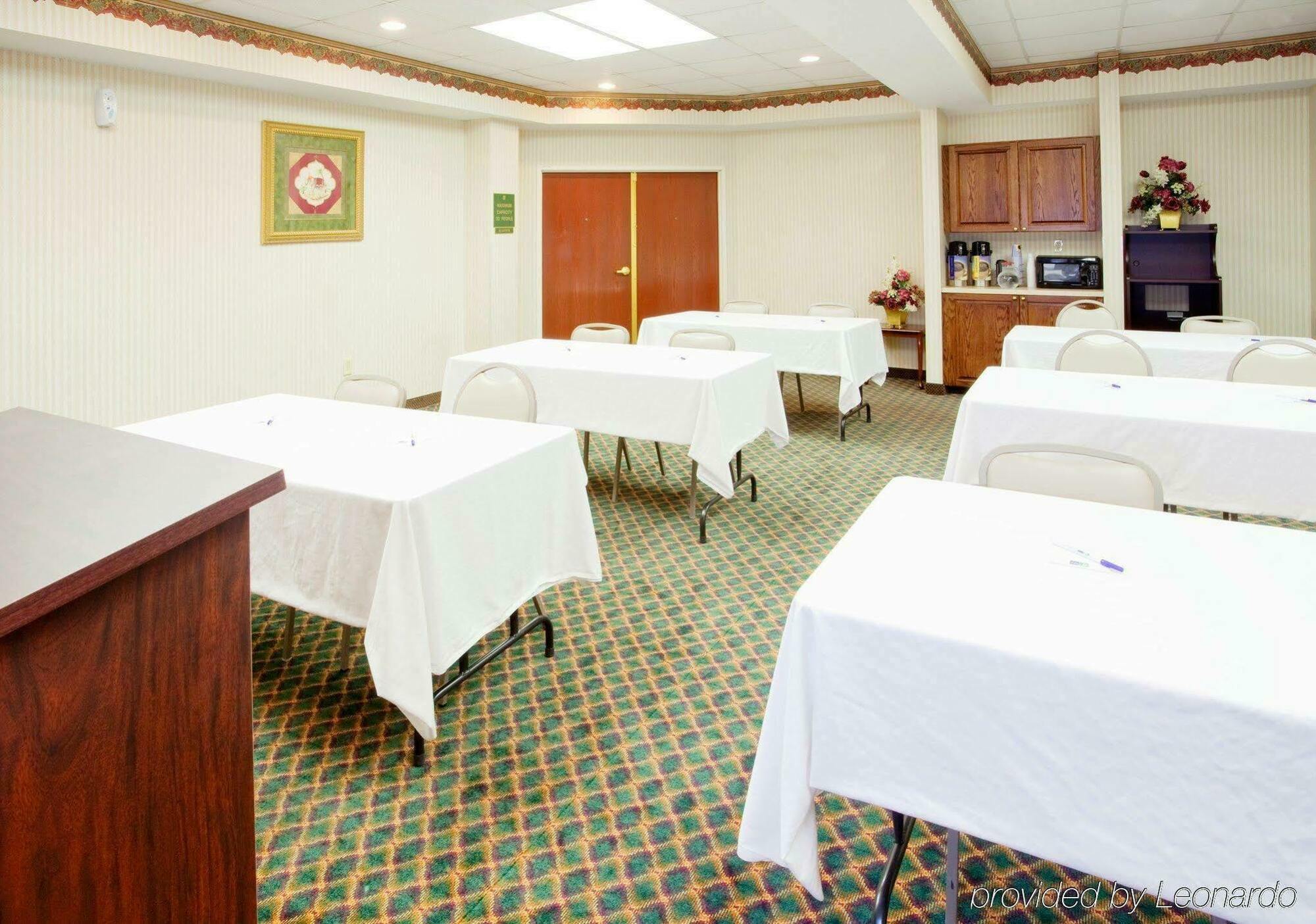 Holiday Inn Express Hillsville By Ihg Exteriör bild
