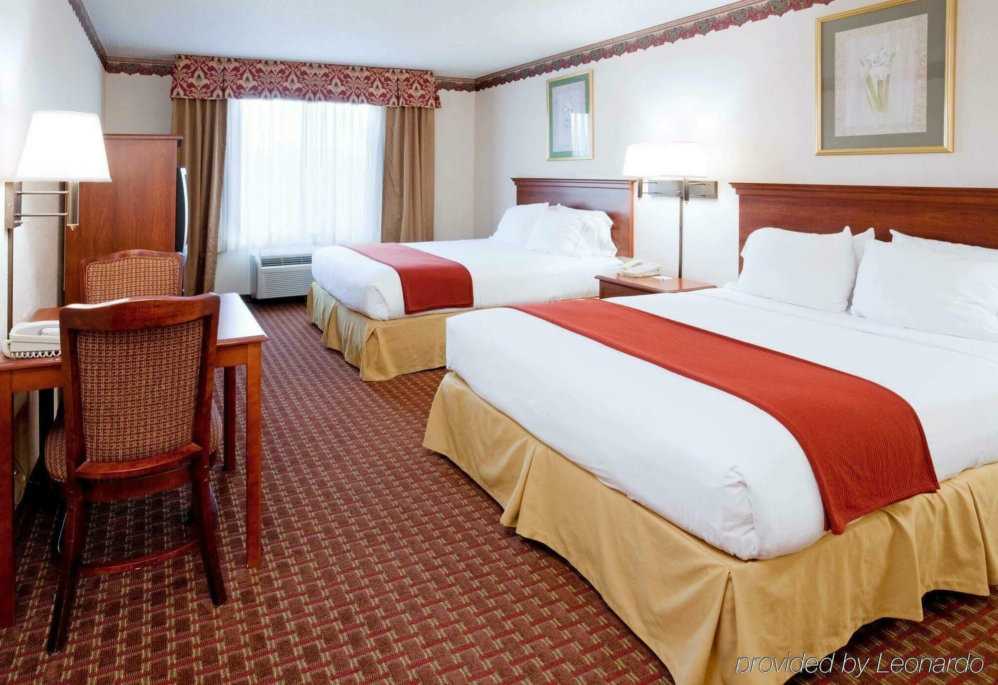 Holiday Inn Express Hillsville By Ihg Exteriör bild