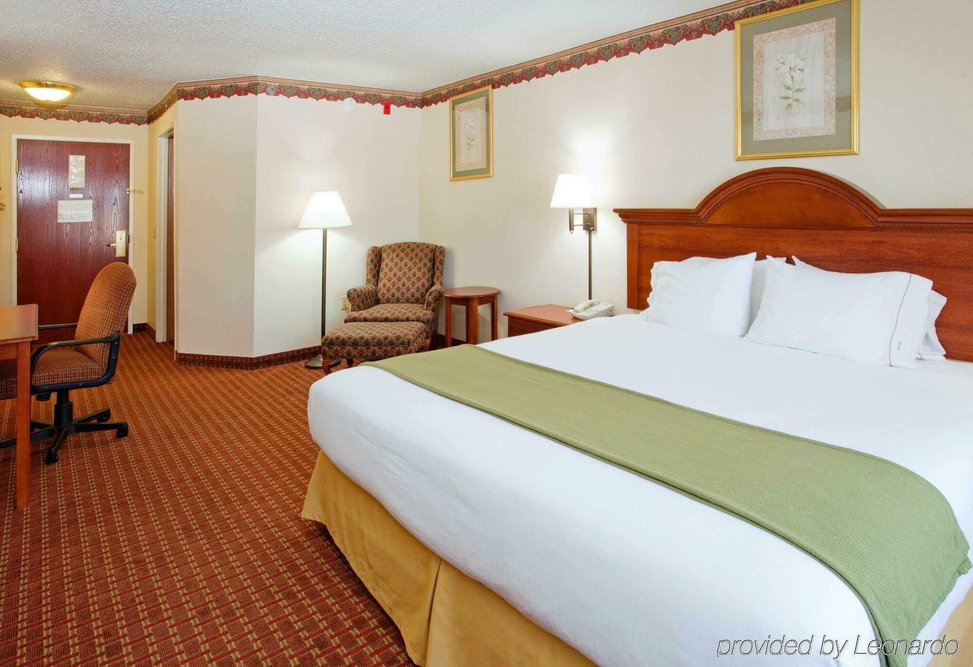 Holiday Inn Express Hillsville By Ihg Exteriör bild
