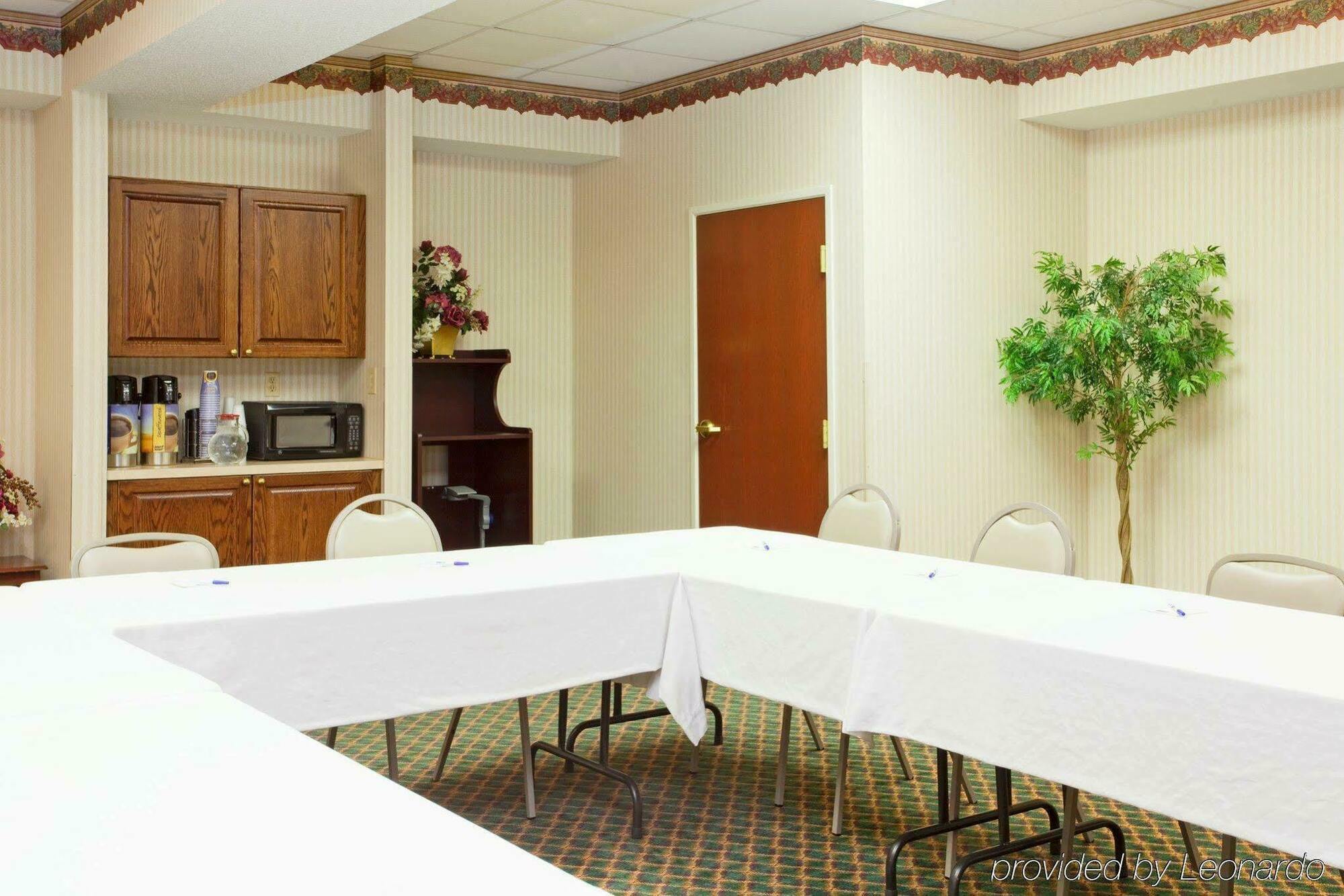 Holiday Inn Express Hillsville By Ihg Exteriör bild