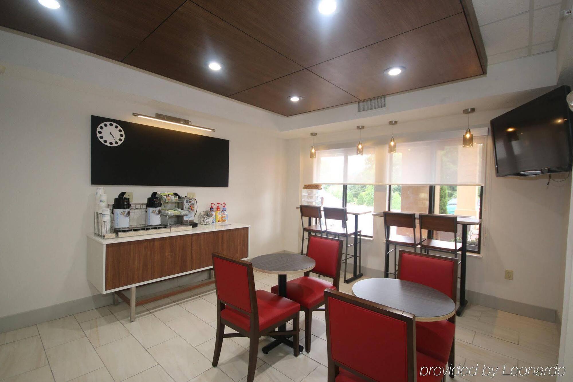 Holiday Inn Express Hillsville By Ihg Exteriör bild
