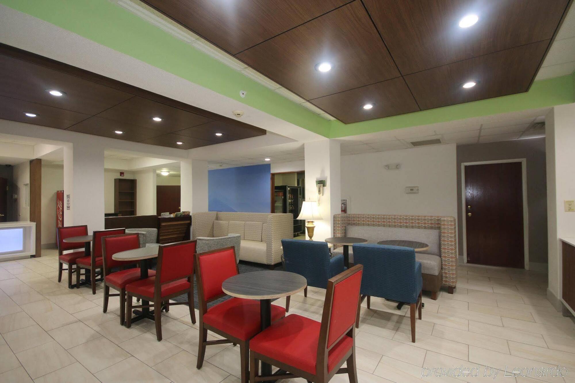 Holiday Inn Express Hillsville By Ihg Exteriör bild